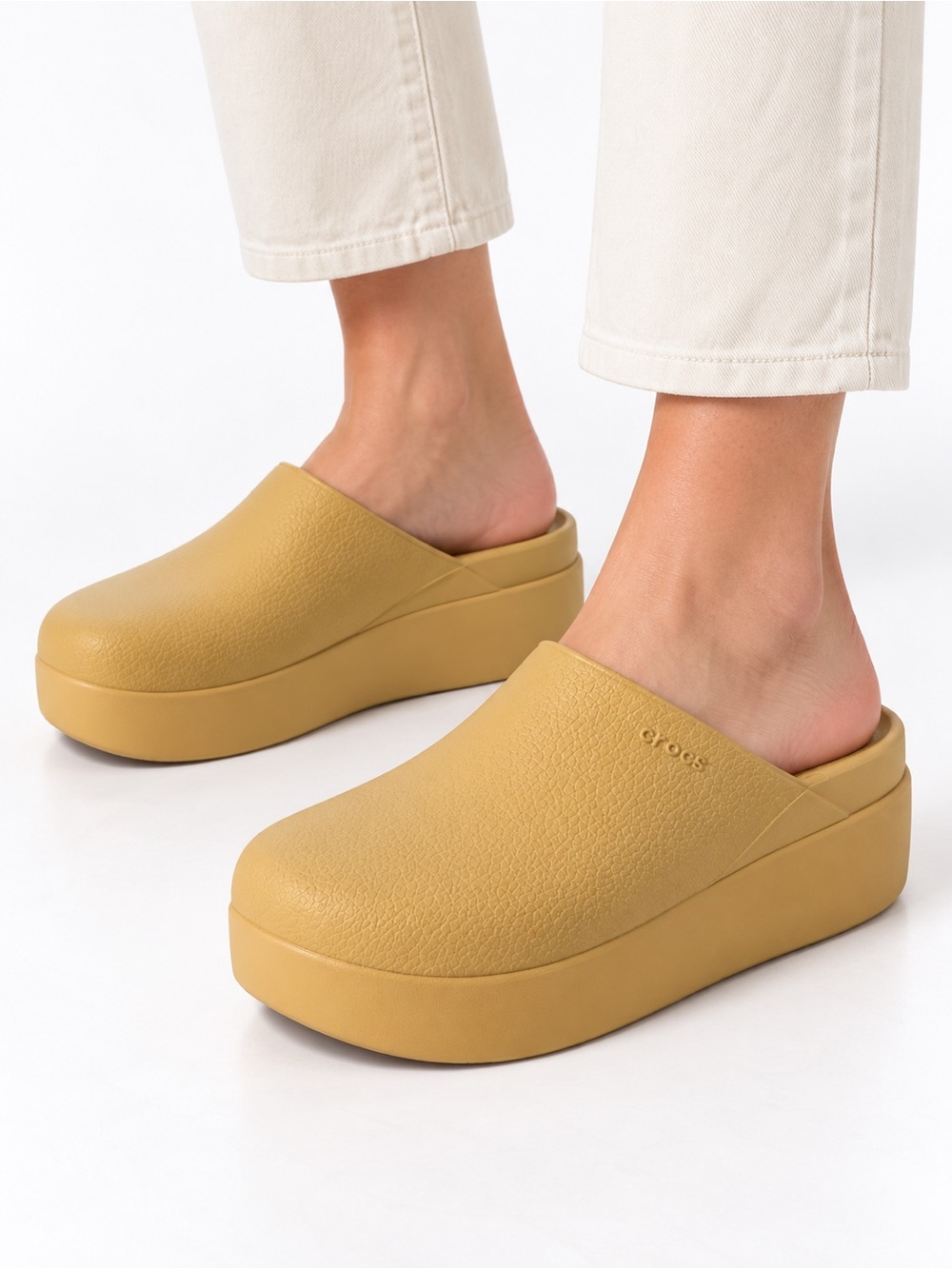 CROCS WOMENS DYLAN PLATFORM CLOG size 8 W